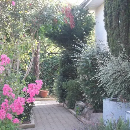 Toulouse Metropole Ouest Privee De Luxe - Sdb Wc Privee Terrasse Piscine Aqua Bike Homestay *